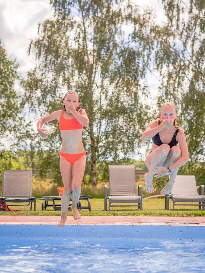 Bjoerkbackens Stugby I Vimmerby Eksteriør bilde