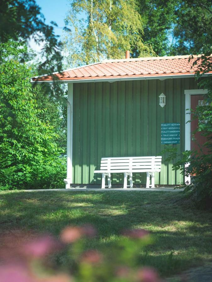 Bjoerkbackens Stugby I Vimmerby Eksteriør bilde